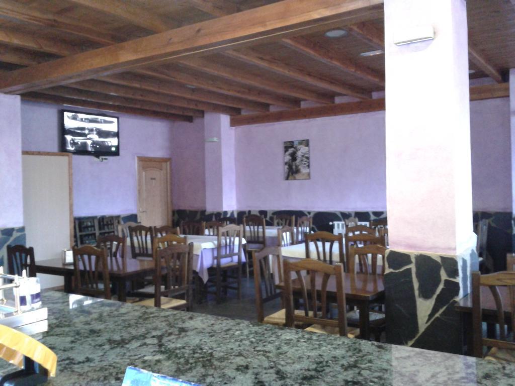 Hostal El Olmo Камарена де ла Сиера Екстериор снимка