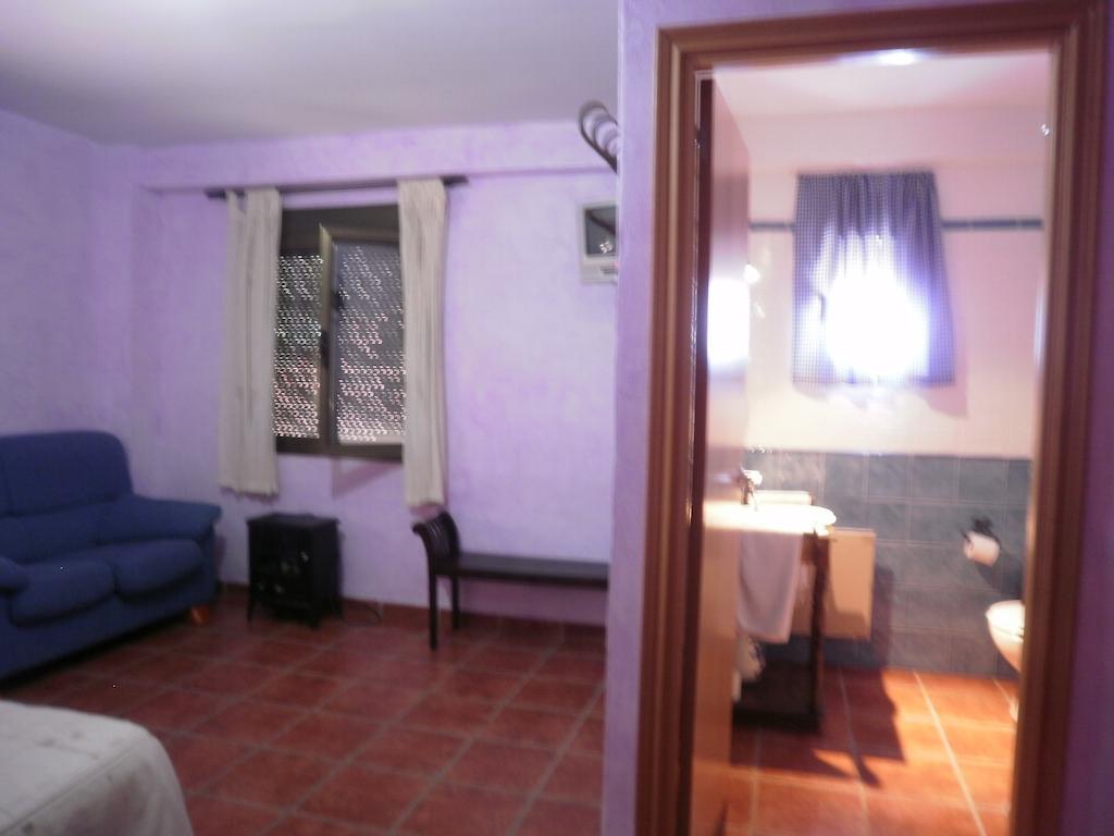Hostal El Olmo Камарена де ла Сиера Екстериор снимка